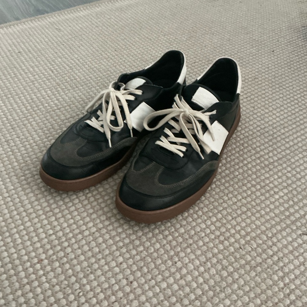 Collegium Pillar 2 Mens Sneakers